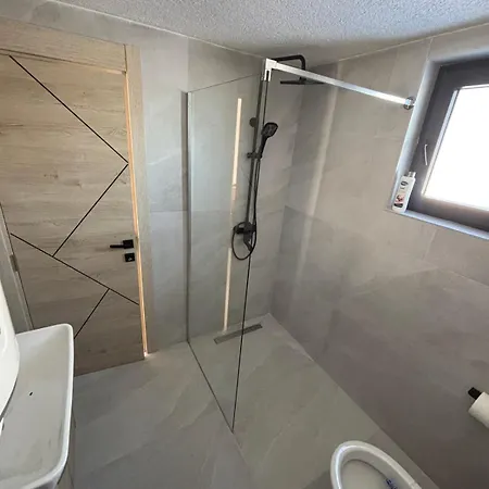 Planinska Kuca Tm Chalet *