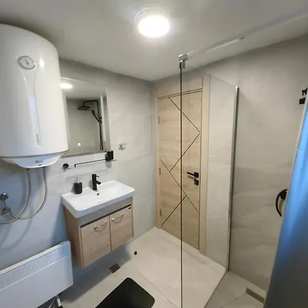 Planinska Kuca Tm Brvnara